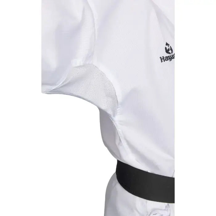 Mesh underarms to aid ventilation