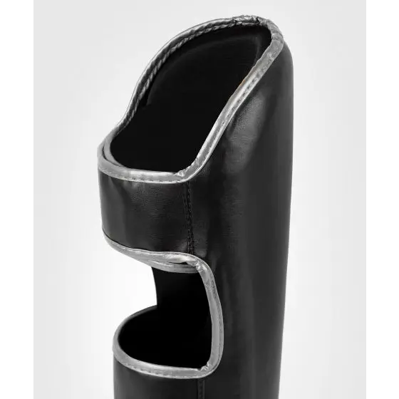 Venum Challenger Shinguards - Black/Silver - MASA