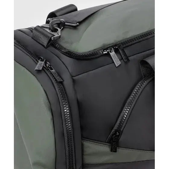 Zip pockets on Venum Sports Bag