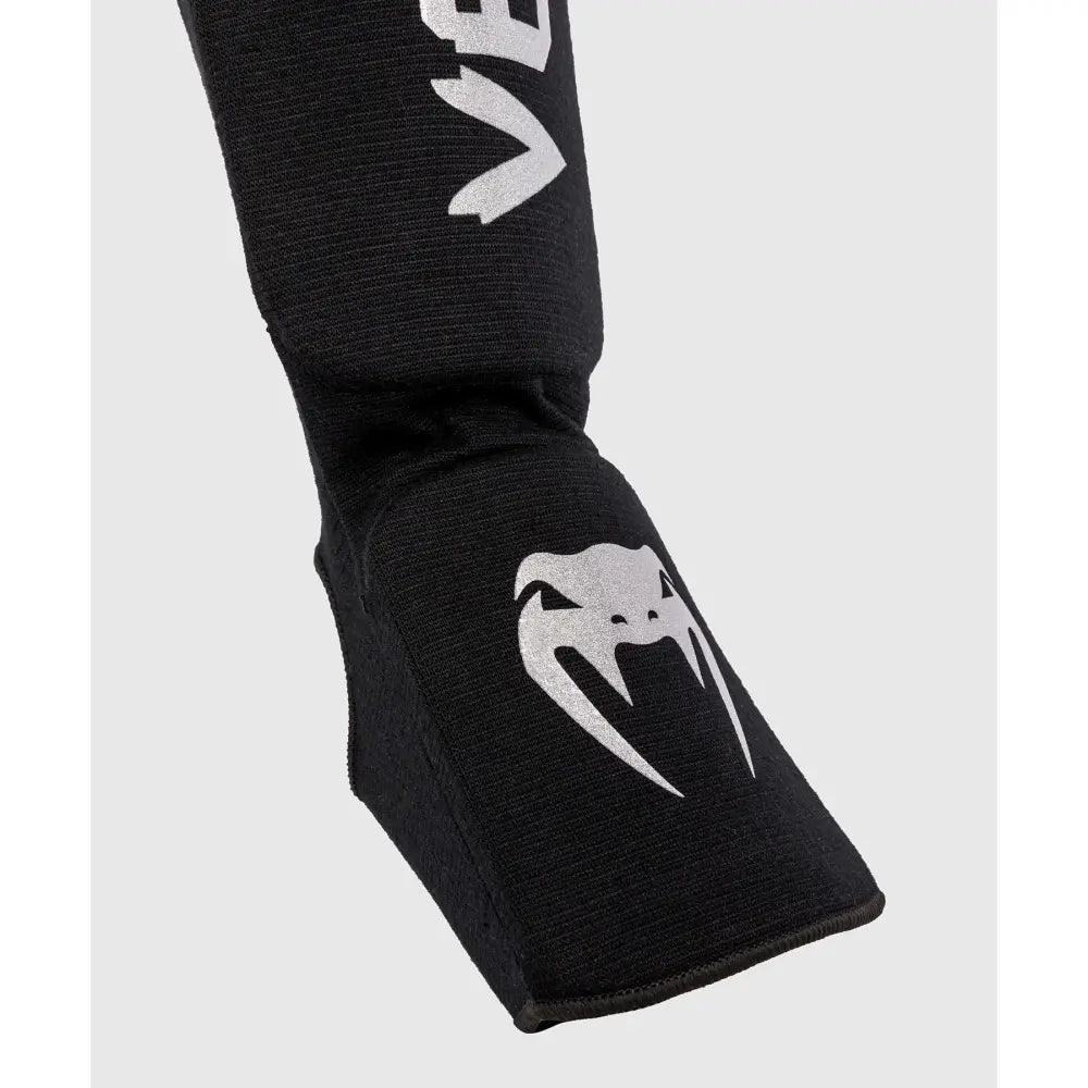 Venum Instep logo