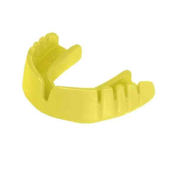 Lemon flavoured Kids Snap Fit Opro mouthguard