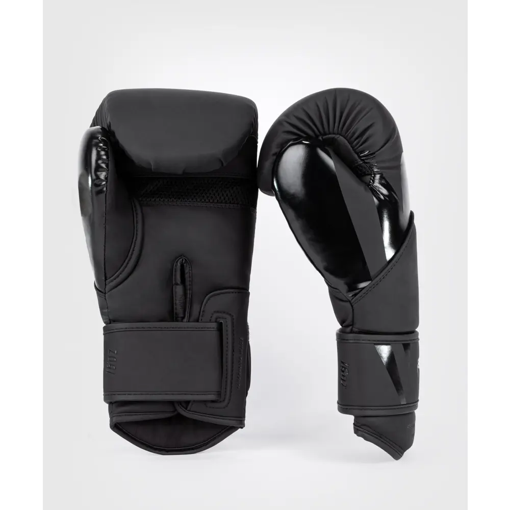 Venum Challenger 4.0 Boxing Gloves - Black/Black - MASA