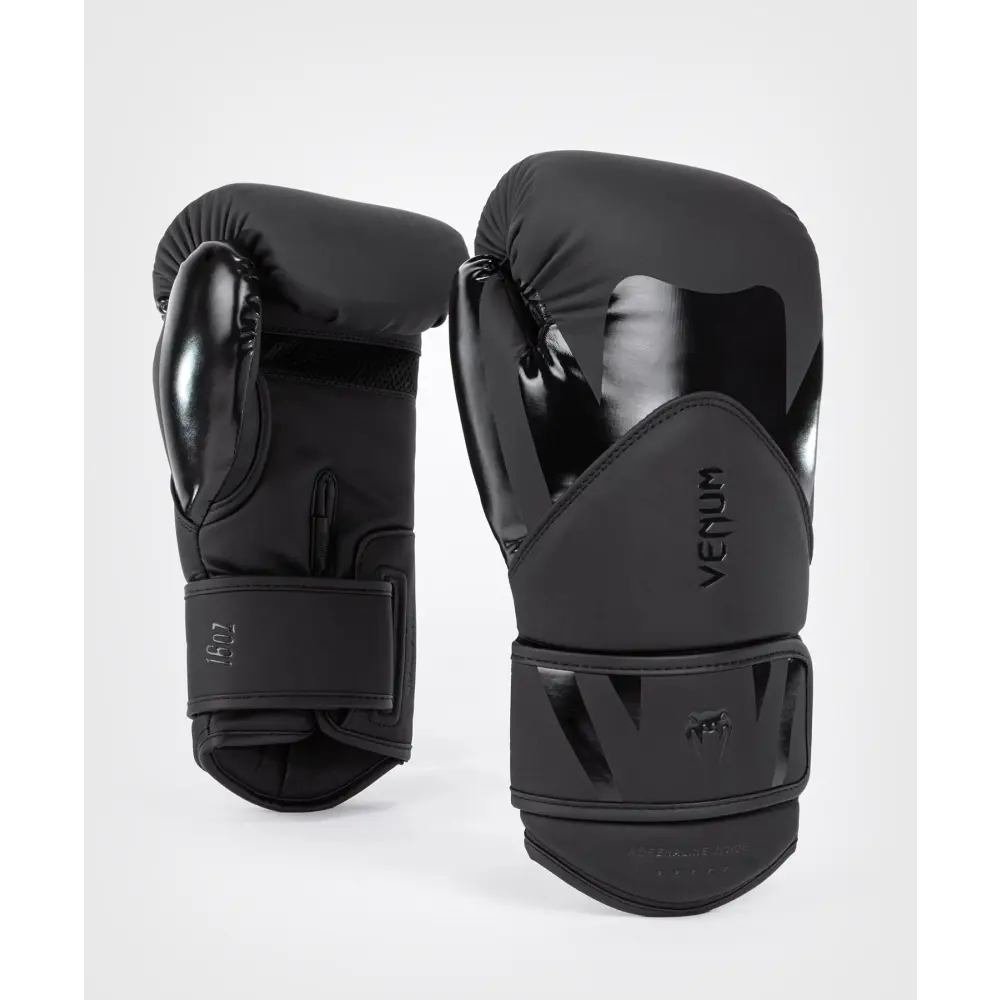 Venum Challenger 4.0 Boxing Gloves - Black/Black - MASA