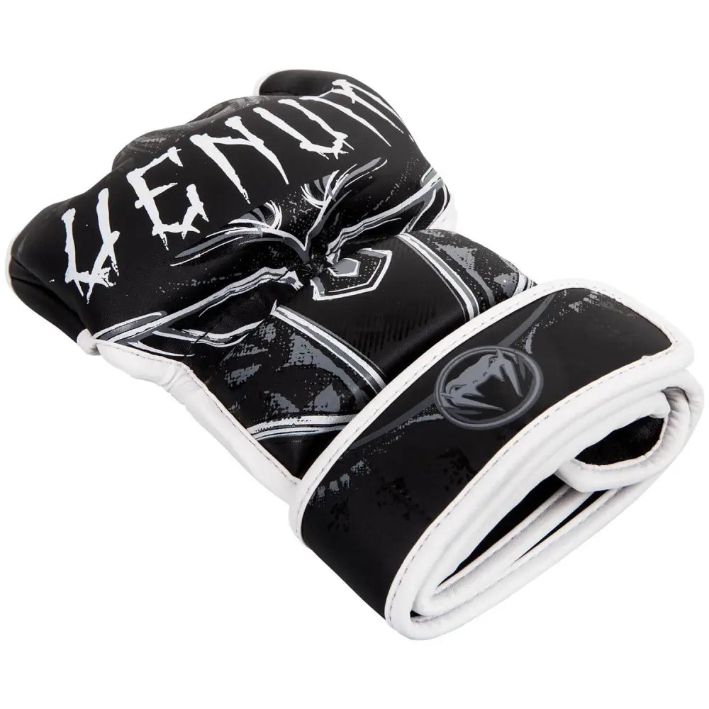 Gladiator 3.0 mma gloves with logos