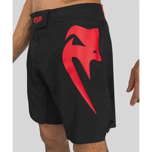 Venum Light 5.0 Fighshorts - Black/Red