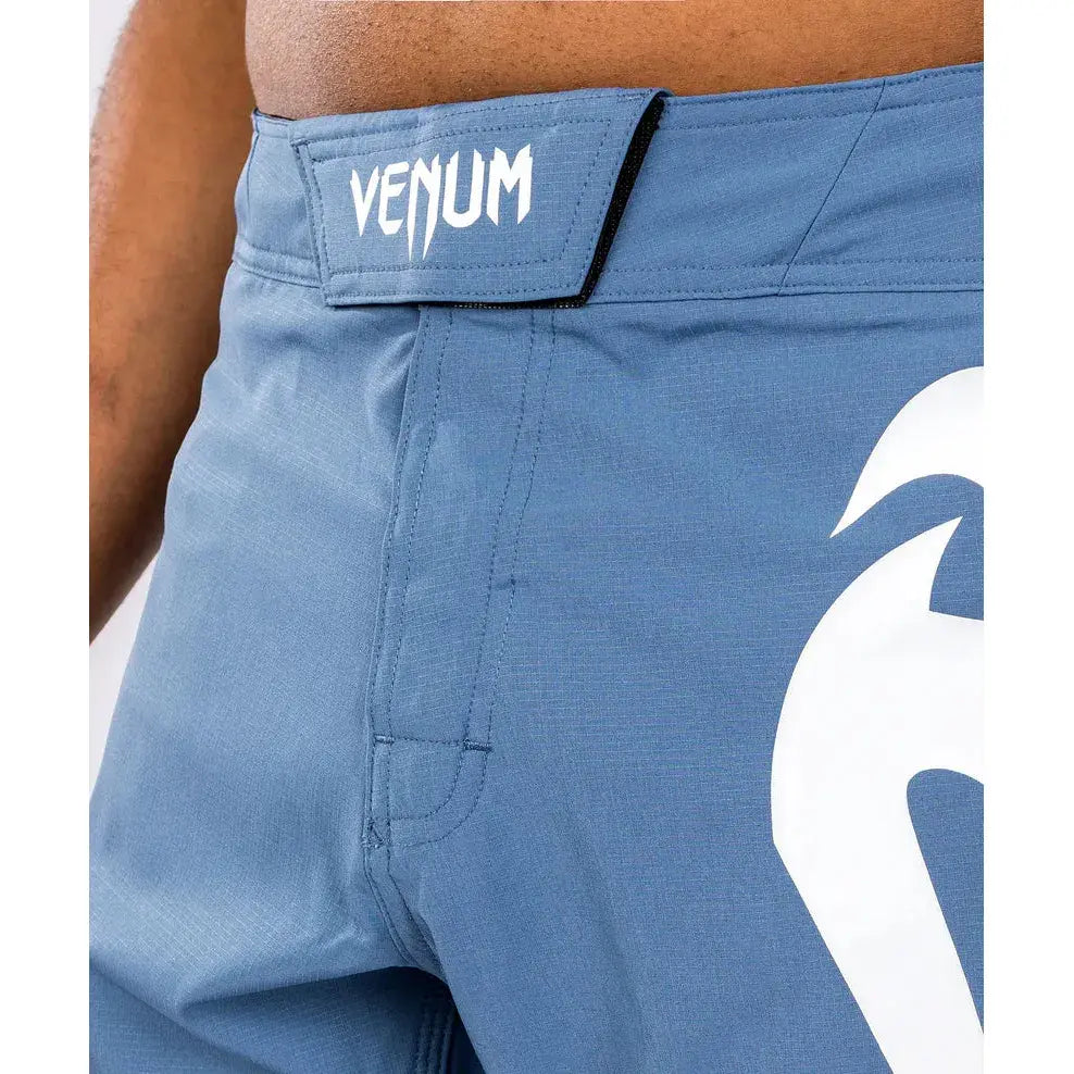 Venum logo on the velcro waist