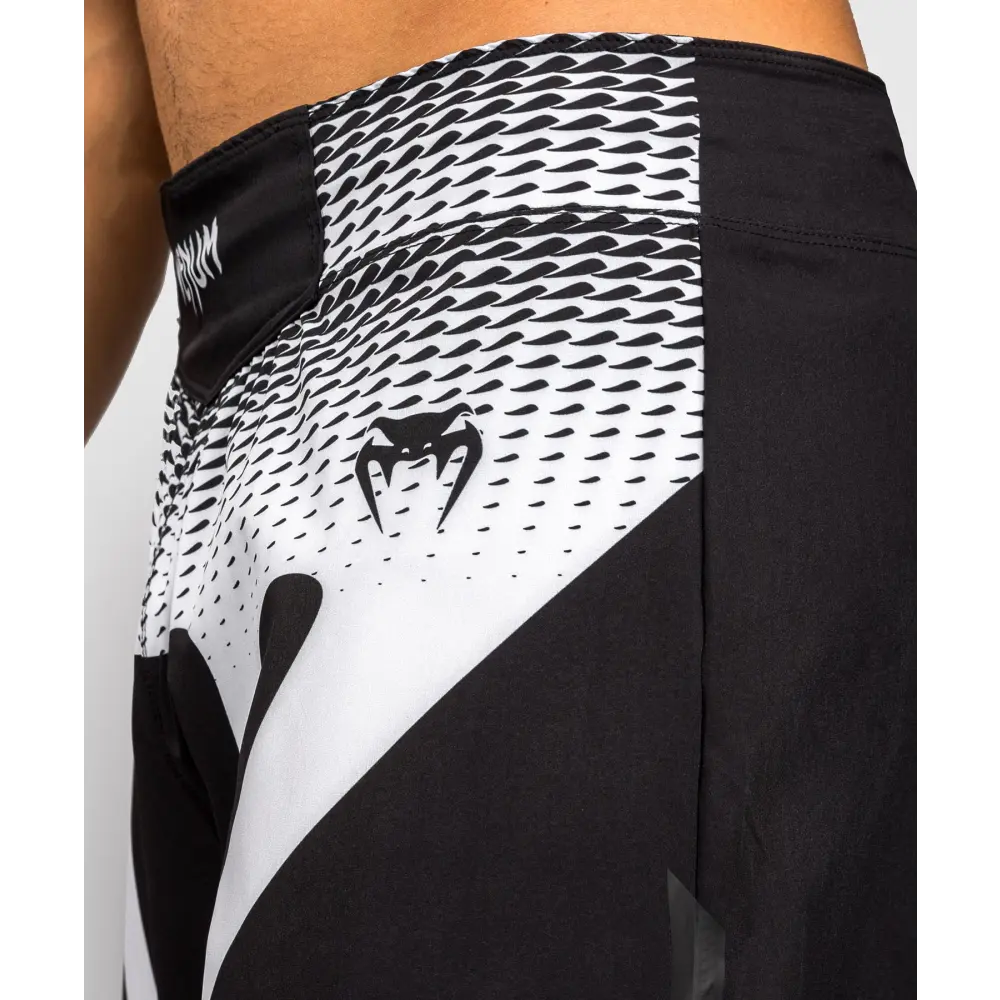 Venum No Gi Fightshorts - Black/White - MASA